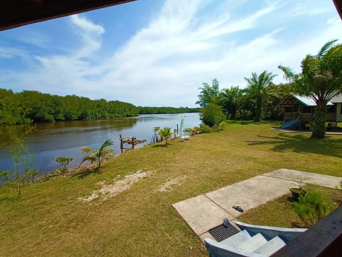 Mb Camp Singkil Hotel Gosongtelaga Exterior photo